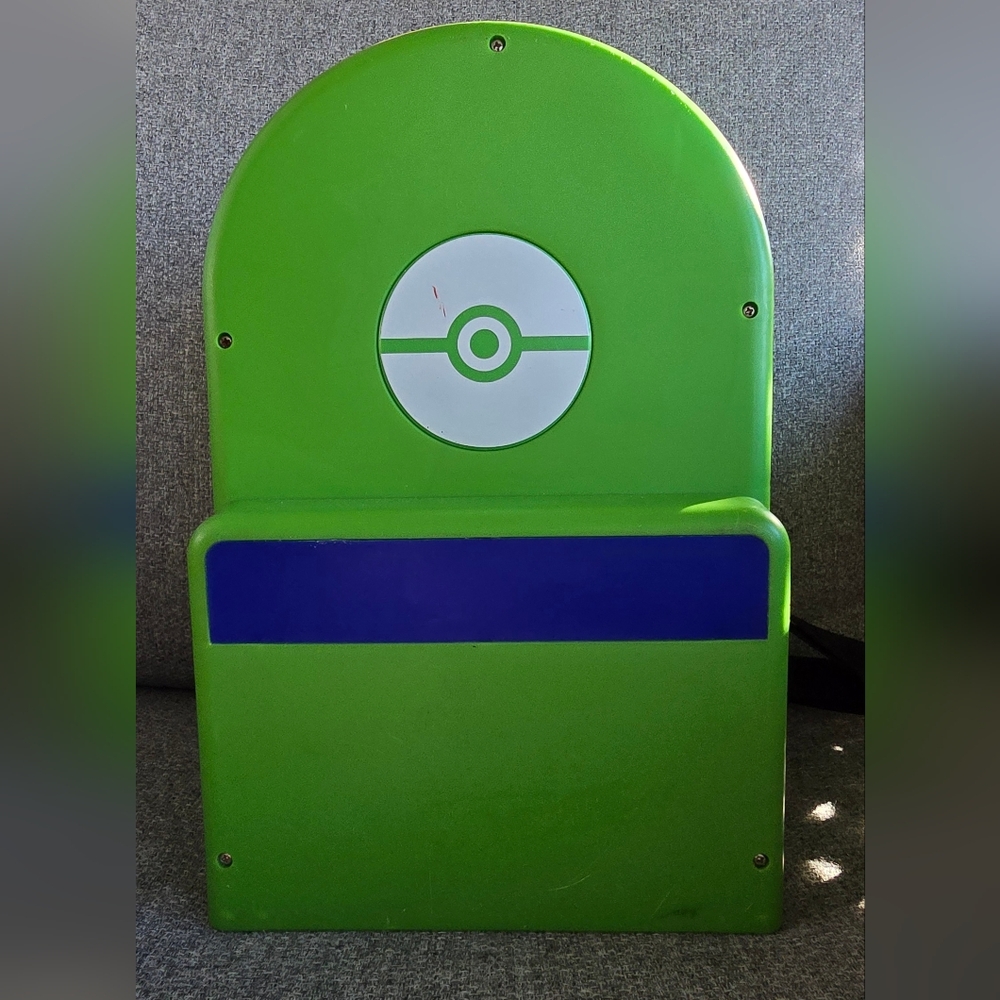 Pokemon Battle Ground Carry Case Green Backpack Play Set Playset bulbasaur